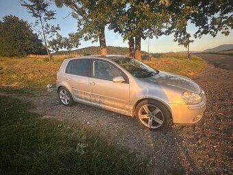 VW Golf 5