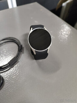 Samsung Galaxy Watch7 / 40mm / SM-L300