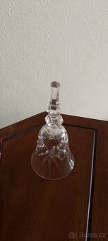 Skleněný zvonek