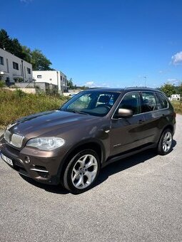 BMW X5 4,0 D nový motor - bez investic