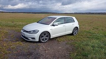 VW GOLF - 1.5 tsi 110 kw r-line 2019