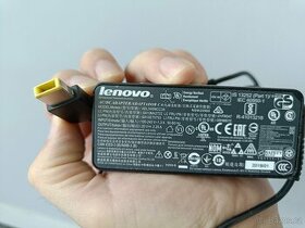 Lenovo power adapter - napájecí zdroj 45 W hranatý konektor