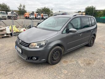 Touran 1T3 1.6 TDI 77kW - díly z vozu