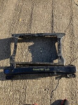 chladicova stena skoda yeti chladicovka vyztuha