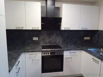 Kuchyňská linka VERTICO