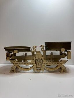 Starožitné zdobené kuchyňské váhy SKB