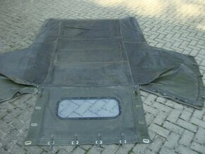 UAZ 469 -  plachta gumová zánovní.