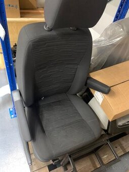 Přední sedadlo řidiče VW Multivan T6 T6.1