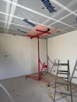 Zvedák sádrokartonových desek - pronájem