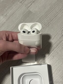 Apple AirPods 3