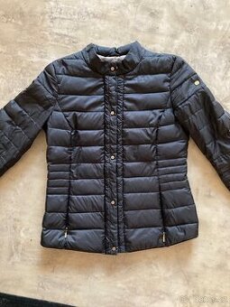 Pérová bunda zn esprit vel 36