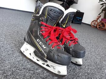 Brusle CCM Tacks 9090