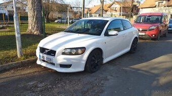 Prodám VOLVO C 30  2,0 D po rozvodech stk 11/27