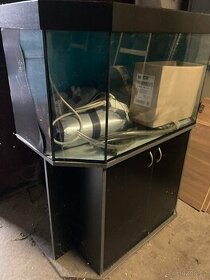 Akvárium 240 litrů