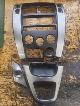 Hyundai tucson Rám konzole + řadící páky  + rámeček mlhovky