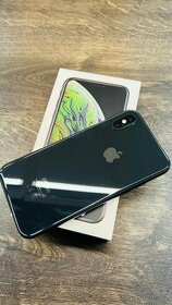 Iphone XS 64Gb + obal a 2 ochranna skla - 1