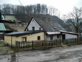 Prodej rodinného domu v Krkonoších - Svoboda n. Úpou, místní - 1