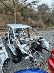 Škoda Octavia 3 části skeletu -výřezové díly - 1