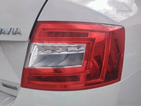 Zadní světla Škoda Octavia 3 sedan před lift - 1