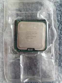 Funkční Intel Pentium E5200 a E5300 (socket 775) - 1