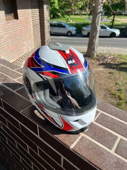 Integrální moto helma Maxx Tricolor M jako nová