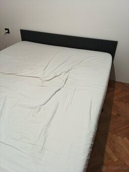 Boxspring postel s úložným prostorem