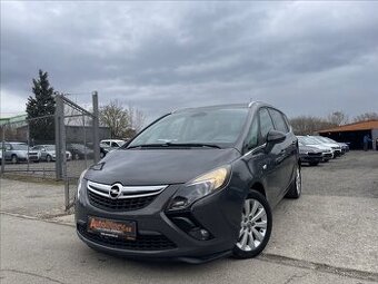 Opel Zafira 1,6 Turbo,CNG COSMO,PDC,SERVISKA