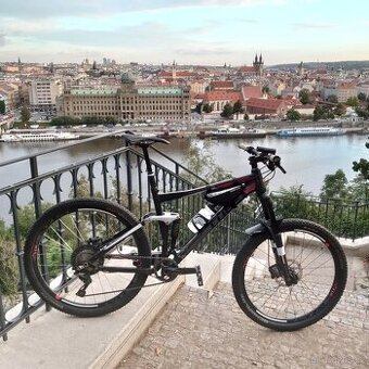 Cube Stereo PRO 140 HPA celoodpružené hoské kolo full bike L
