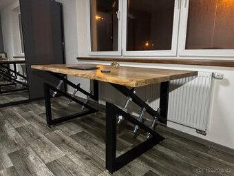 Kvalitní & Originální stůl na míru – masiv & kov