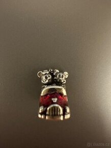 Mickey a Minnie v autíčku přívěsek na Pandora náramek