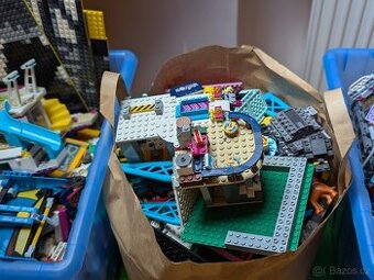 Lego mix na váhu- 17 kg