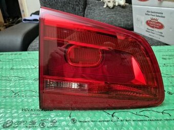 zadní levé vnitřní světlo VW Touran 1T0945093