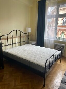 Ikea postel