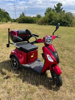 Selvo 31000EB - červená, tříkolka pro důchodce