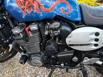 Yamaha 1300 xjr