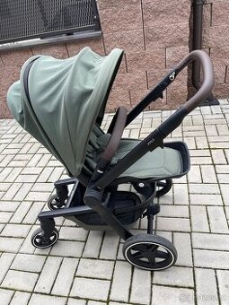 Kočárek JOOLZ Hub+ 2021