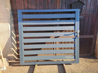 Branka s hliníkovou výplní