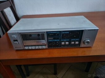 Prodám tape deck Sanyo RD-220