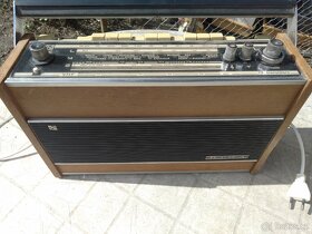 Smarton sm ph10,Různá radia Riga103,carina 2011B,vef,atd.