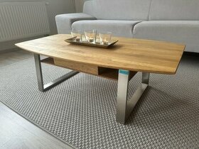 Konferenčním stůl z masivu