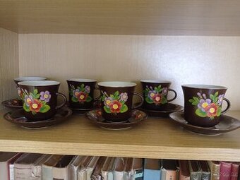 Ručně malované šálky s talířky