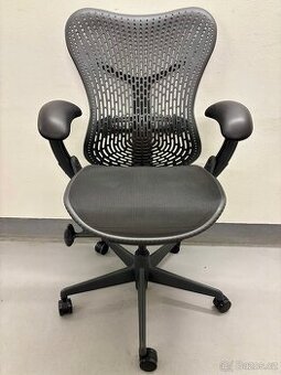 Kancelářská židle Herman Miller Mirra - top stav