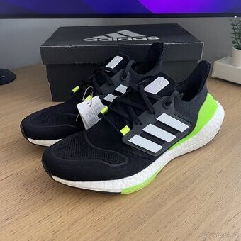 Adidas Ultraboost 22 velikost 44