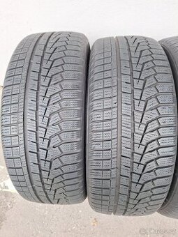 235 55 17 zimní pneu R17 Hankook 235/55/17