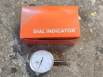 Číselníkový úchylkoměr