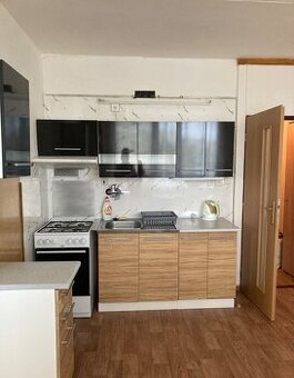 Pronájem bytu 1+1 38 m² Komenského, Plzeň