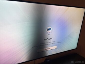 Televize Samsung UE55NU7093 55" (viditelná vada, viz popis)