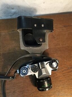 fotoaparát Zenit ET s pouzdrem hezký stav