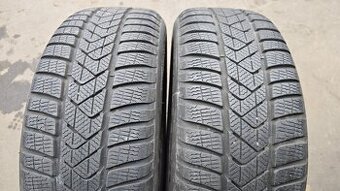Zimní pneu 205/60/16 Pirelli