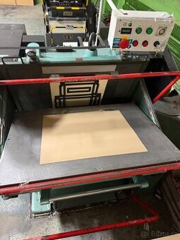 PŘÍKLOPOVÝ LIS B1 STRATI výsek